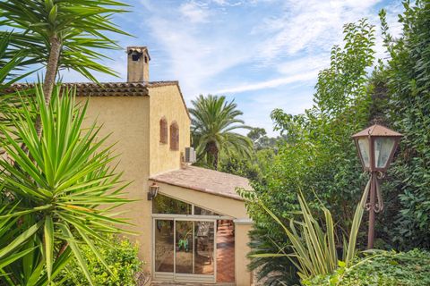 Villa i Mougins, Alpes-Maritimes, Mougins - € 820.000 | Ref: ARM-1107-VM - foto 29