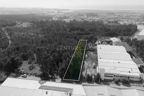 Helårsgrund i Espinho, Aveiro, Espinho - € 79.500 | Ref: C0496-00155 - foto 3