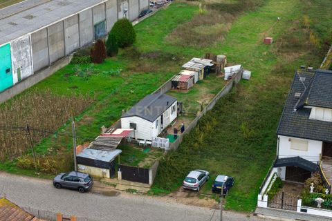 Helårsgrund i Espinho, Aveiro, Espinho - € 130.000 | Ref: C0496-00164 - foto 1
