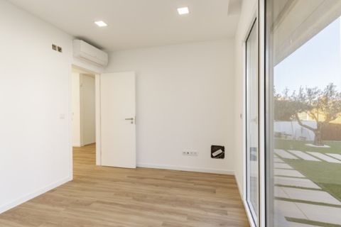Villa i Almada, Setubal, Almada - € 750.000 | Ref: W-0476BZ - foto 17
