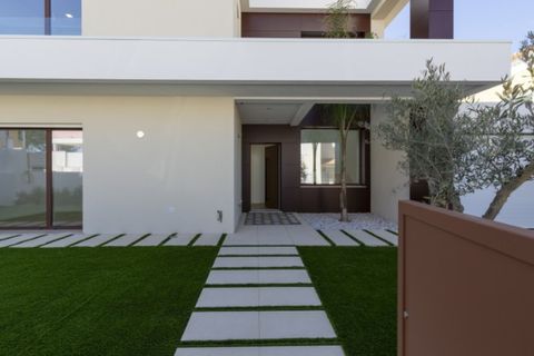 Villa i Almada, Setubal, Almada - € 750.000 | Ref: W-0476BZ - foto 39