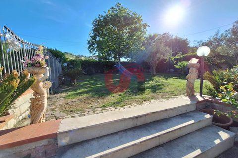 Villa i Benevento, Benevento, Benevento - € 210.000 | Ref: AA39511 - foto 3