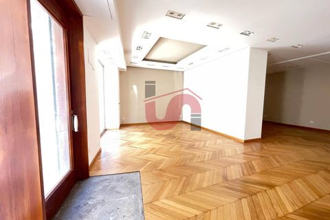 L'establiment comercial a Benevento, Benevento, Benevento - € 1.300/mes | Ref: AA39765 - foto 3