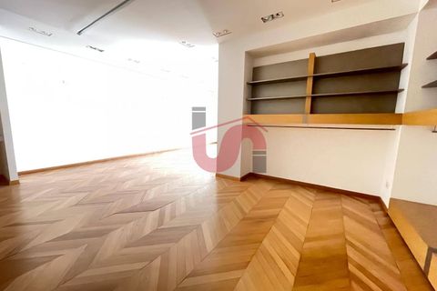 L'establiment comercial a Benevento, Benevento, Benevento - € 1.300/mes | Ref: AA39765 - foto 9