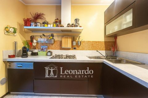 Villa i Viareggio, Lucca, Viareggio - € 650.000 | Ref: ES594 - foto 9