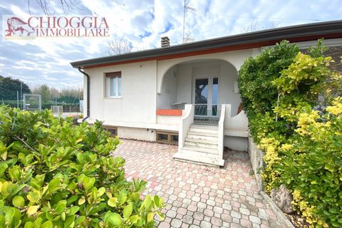 Villa i Chioggia, Venice, Chioggia - € 200.000 | Ref: 126 - foto 1