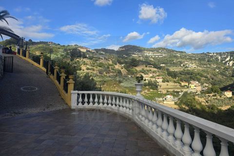 Villa i Ventimiglia, Imperia, Ventimiglia - € 1.500.000 | Ref: 23576 - foto 14