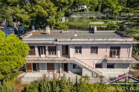 Villa i Bordighera, Imperia, Bordighera - € 1.650.000 | Ref: AG-DOM 5236 - foto 9