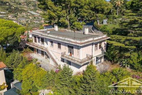 Villa i Bordighera, Imperia, Bordighera - € 1.650.000 | Ref: AG-DOM 5236 - foto 11