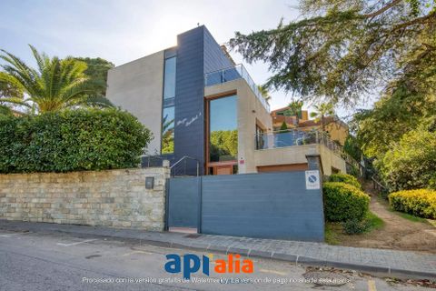 Villa i Blanes, Gerona, Blanes - € 1 300 000 | Ref: 12085 - foto 2