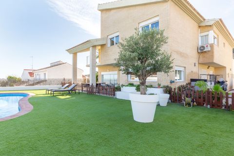 Villa i Chiva, Valencia, Chiva - € 799.000 | Ref: 5fbb08bd-40e7-40d3-b - foto 45