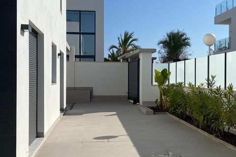 Villa a Torrevieja, Alicante, Torrevieja - € 650.000 | Ref: MCO-15707 - foto 16