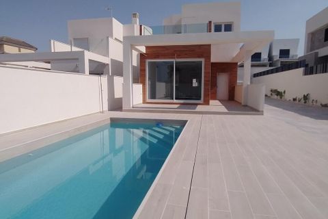 Villa i Torrevieja, Alicante, Torrevieja - € 640.000 | Ref: MCO-33772 - foto 1