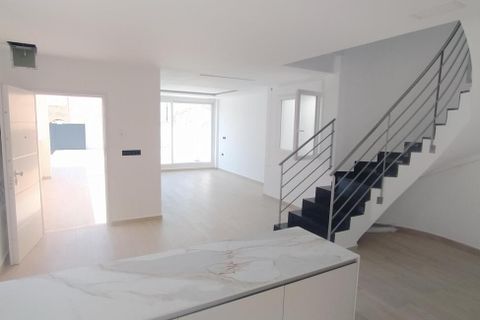 Villa i Torrevieja, Alicante, Torrevieja - € 640.000 | Ref: MCO-33772 - foto 22