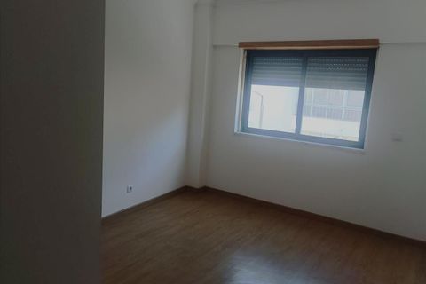 Lejlighed i Amadora, Lisbon, Amadora - € 350.000 | Ref: ZTRE-00964/12758 - foto 9