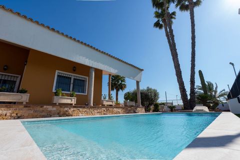 Villa i Orihuela, Alicante, Orihuela - € 675.000 | Ref: MCO-80082 - foto 13