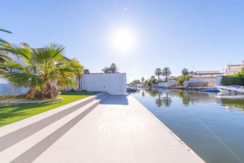 Villa i Empuriabrava, Gerona, Empuriabrava - € 1.050.000 | Ref: 4038 - foto 7