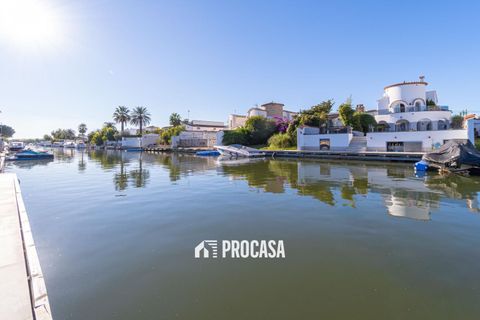 Villa i Empuriabrava, Gerona, Empuriabrava - € 1.050.000 | Ref: 4038 - foto 8