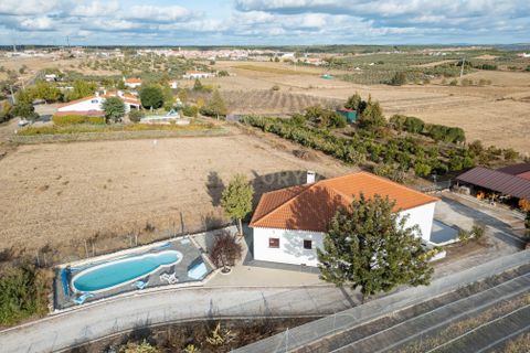 Farm hus i Moura, Beja, Moura - € 670.000 | Ref: C0185-03214 - foto 2