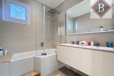 Rækkehus i Mougins, Alpes-Maritimes, Mougins - € 649.000 | Ref: VM1952-BOURGEOISIMMO06 - foto 8