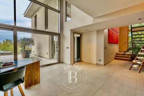 Villa a Evian-les-Bains, Haute-Savoie, Evian-les-Bains - € 2.380.000 | Ref: SZE1992 - foto 8