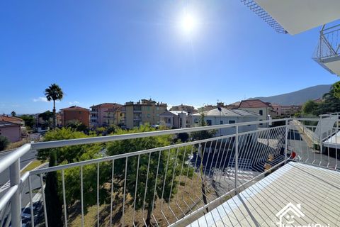 Lejlighed i Loano, Savona, Loano - € 255.000 | Ref: TOTNIK - foto 11