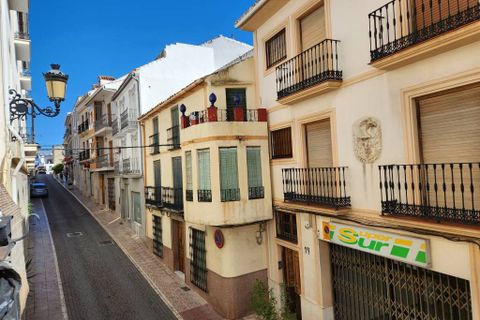 Stadthaus in Luque, Cordoba, Luque - € 107.000 | Ref: AI-Palacio Luque - Foto 10