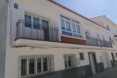 Landsbyhus i Baza, Granada, Baza - € 315.000 | Ref: v3106 - foto 1