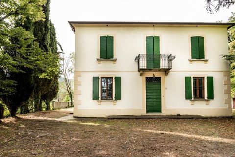 Villa i Arezzo, Arezzo, Arezzo - € 499.000 | Ref: a10862rv2393135 - foto 1