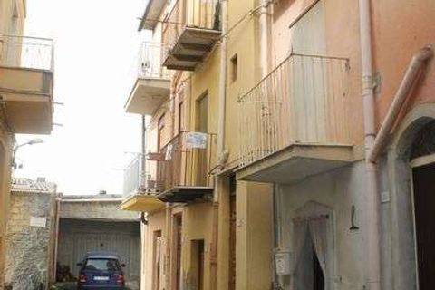 Byhus i Cianciana, Agrigento, Cianciana - € 19.000 | Ref: RP-727337-727337 - foto 1