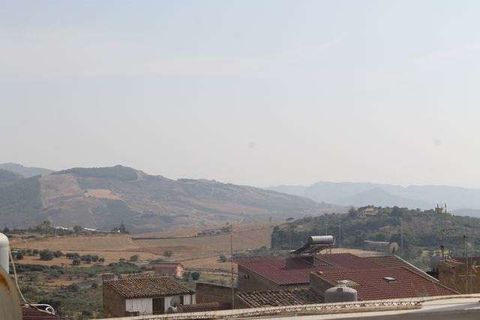 Byhus i Cianciana, Agrigento, Cianciana - € 100.000 | Ref: RP-728380-728380 - foto 1