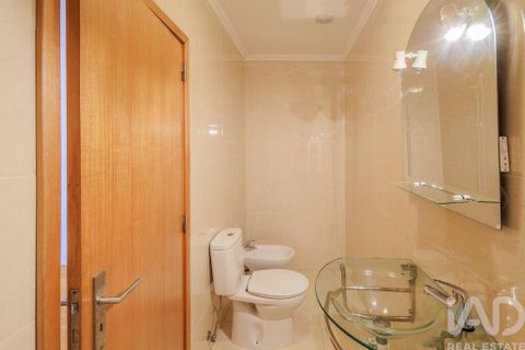 Apartament a Lisbon, Lisbon, Lisbon - € 2.100/mes | Ref: 152147 - foto 19