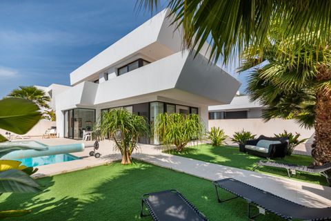 Villa i Ciudad Quesada, Alicante, Ciudad Quesada - € 640.000 | Ref: C-82355 - foto 1