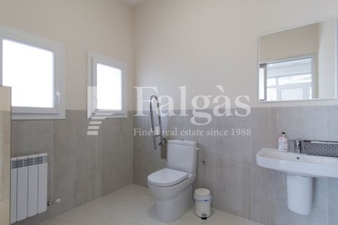 Erhvervsejendom i Empuriabrava, Gerona, Empuriabrava - € 139.000 | Ref: V26 - foto 11