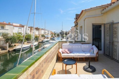 Villa i Empuriabrava, Gerona, Empuriabrava - € 1.090.000 | Ref: 051 - foto 23