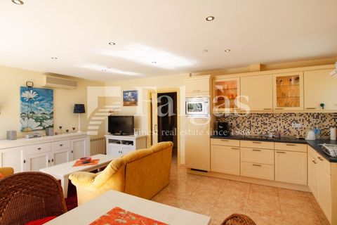 Villa i Empuriabrava, Gerona, Empuriabrava - € 399.000 | Ref: V24 - foto 12