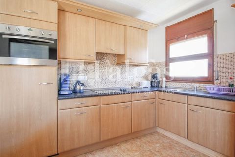 Villa i Empuriabrava, Gerona, Empuriabrava - € 399.000 | Ref: V24 - foto 21