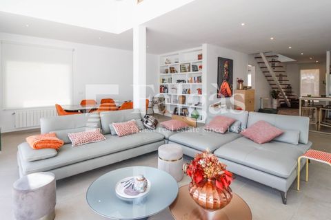 Villa i Empuriabrava, Gerona, Empuriabrava - € 1.395.000 | Ref: V255 - foto 12