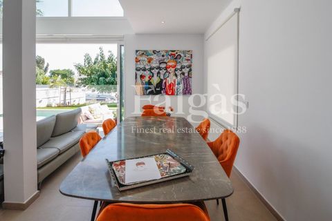 Villa i Empuriabrava, Gerona, Empuriabrava - € 1.395.000 | Ref: V255 - foto 13