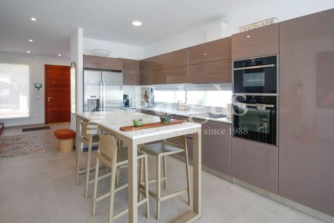 Villa i Empuriabrava, Gerona, Empuriabrava - € 1.395.000 | Ref: V255 - foto 15