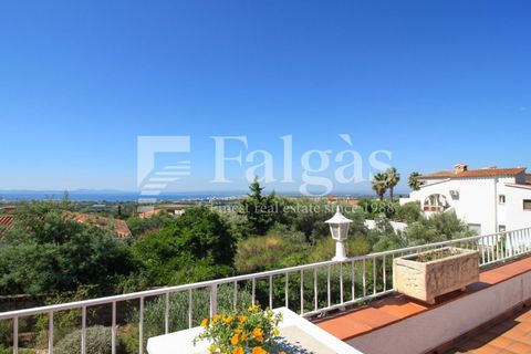 Villa i Roses, Gerona, Roses - € 595.000 | Ref: 188 - foto 2