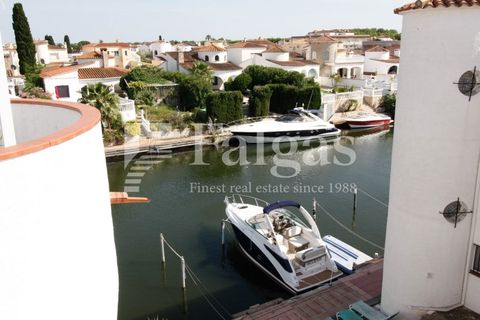 Villa i Empuriabrava, Gerona, Empuriabrava - € 375.000 | Ref: 552 - foto 6