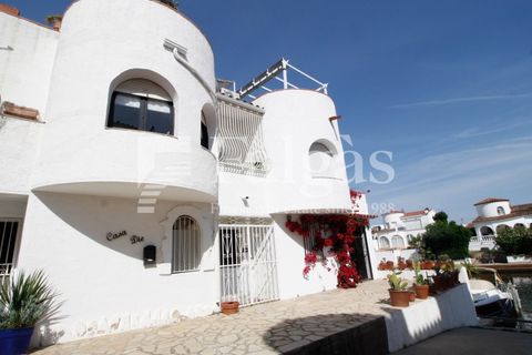 Villa i Empuriabrava, Gerona, Empuriabrava - € 375.000 | Ref: 552 - foto 32