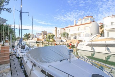 Villa i Empuriabrava, Gerona, Empuriabrava - € 849.000 | Ref: 221 - foto 10