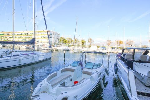 Villa i Empuriabrava, Gerona, Empuriabrava - € 475.000 | Ref: V58 - foto 30