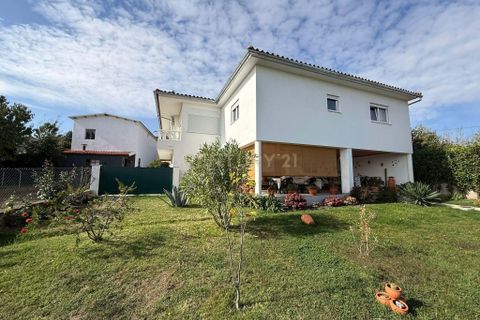 Villa a Braganca, Braganca, Braganca - € 250.000 | Ref: C0458-00545 - foto 2