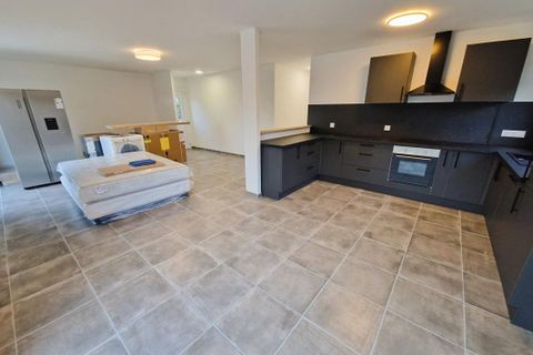 Villa i Saint-Pierre-D'Exideuil, Vienne, Saint-Pierre-D'Exideuil - € 200.000 | Ref: 426506MAXT - foto 5