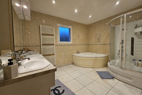 Villa i Chanas, Isere, Chanas - € 315.000 | Ref: 1069 - foto 6