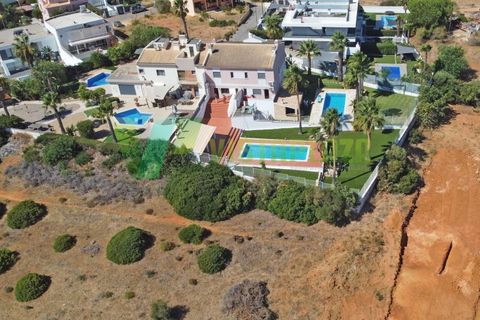 Byhus i Estombar, Faro, Estombar - € 699.000 | Ref: VIV-7150 - foto 2