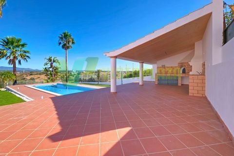 Byhus i Estombar, Faro, Estombar - € 699.000 | Ref: VIV-7150 - foto 9